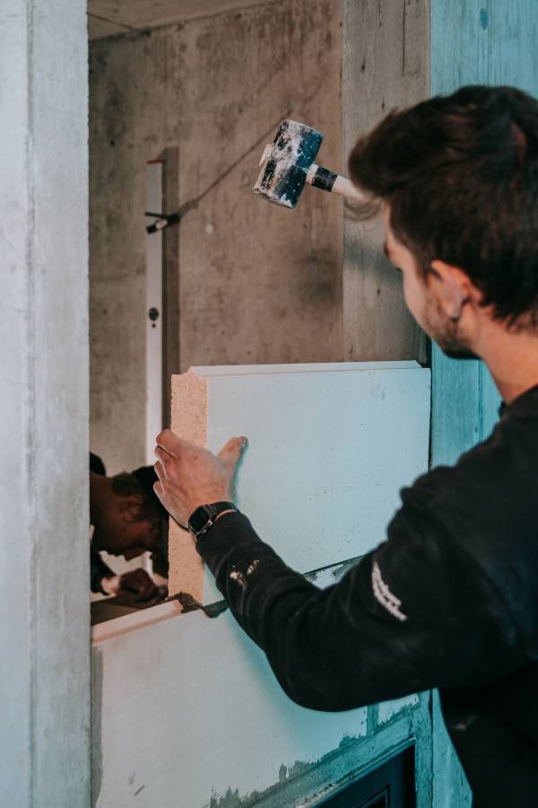 Ofenbau Voppichler – Handwerkliche Arbeit mit hochwertigem Material.